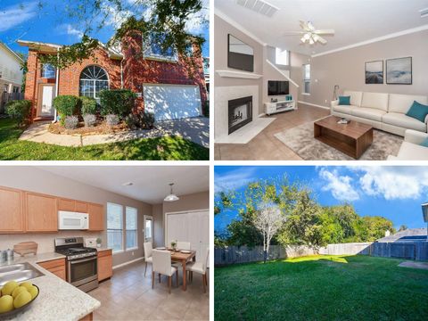 Photo of 16414 Pademelon Drive, Sugar Land, TX 77498 (MLS # 93030640)