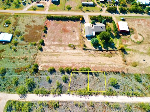 Photo of 41 Debra Lane, Fritch, TX 79036 (MLS # 4974962) Photo of 41 Debra Lane, Fritch, TX 79036 (MLS # 4974962)