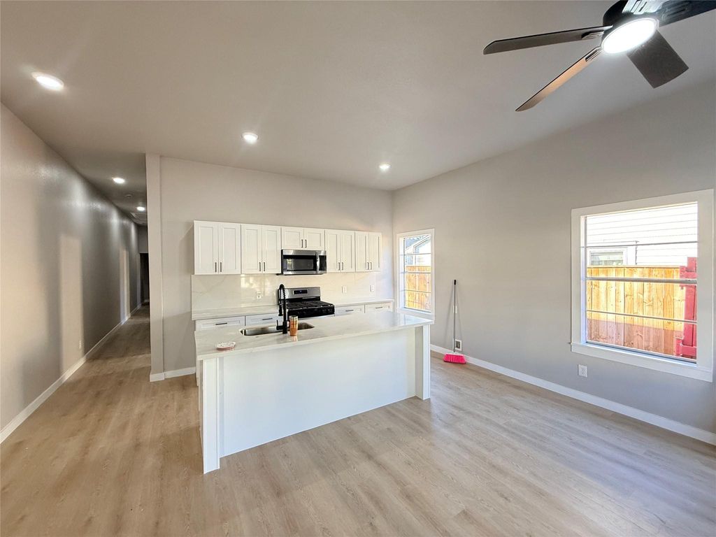 Photo of 2209 Gano St St #2, Houston, TX 77009 (MLS # 48705638)