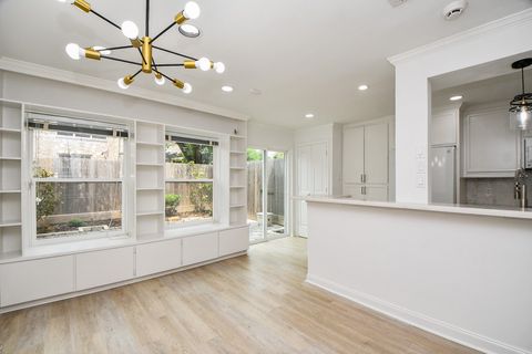 Photo of 6114 Kirby Drive, Houston, TX 77005 (MLS # 68428221)