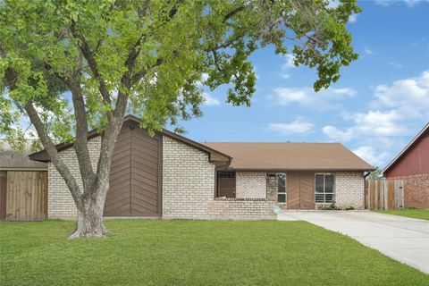 Photo of 6610 Northleaf Drive, Houston, TX 77086 (MLS # 85397164)