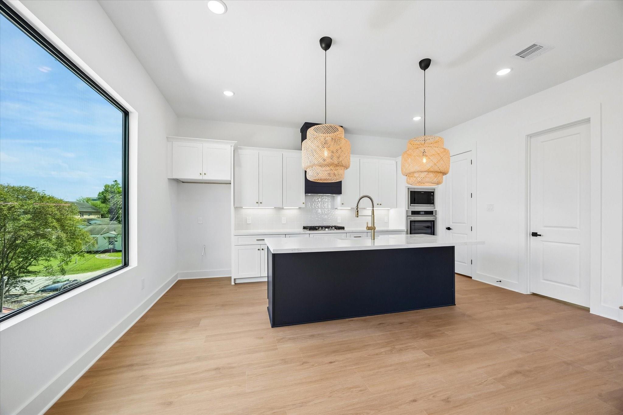 1327 W 22nd Street