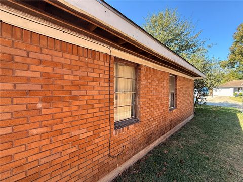 Tiny photo for 3048 Briarwick Lane, Houston, TX 77093 (MLS # 79095147)