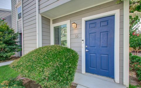 Photo of 5807 Beverly Hill Street #16, Houston, TX 77057 (MLS # 71601153)