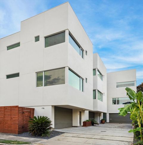 Photo of 1728 Michigan Street #A, Houston, TX 77006 (MLS # 84498806)