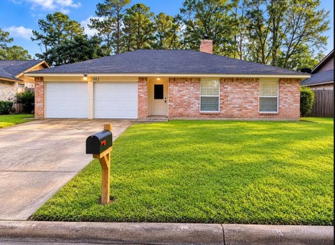 Photo of 7802 Peacock Par PARK, Humble, TX 77396 (MLS # 59879293)