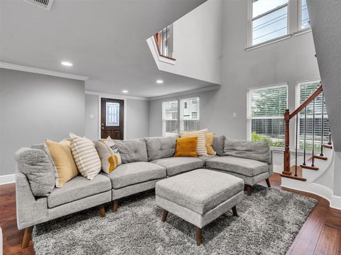 Photo of 2608 Arlington Street, Houston, TX 77008 (MLS # 43554374)