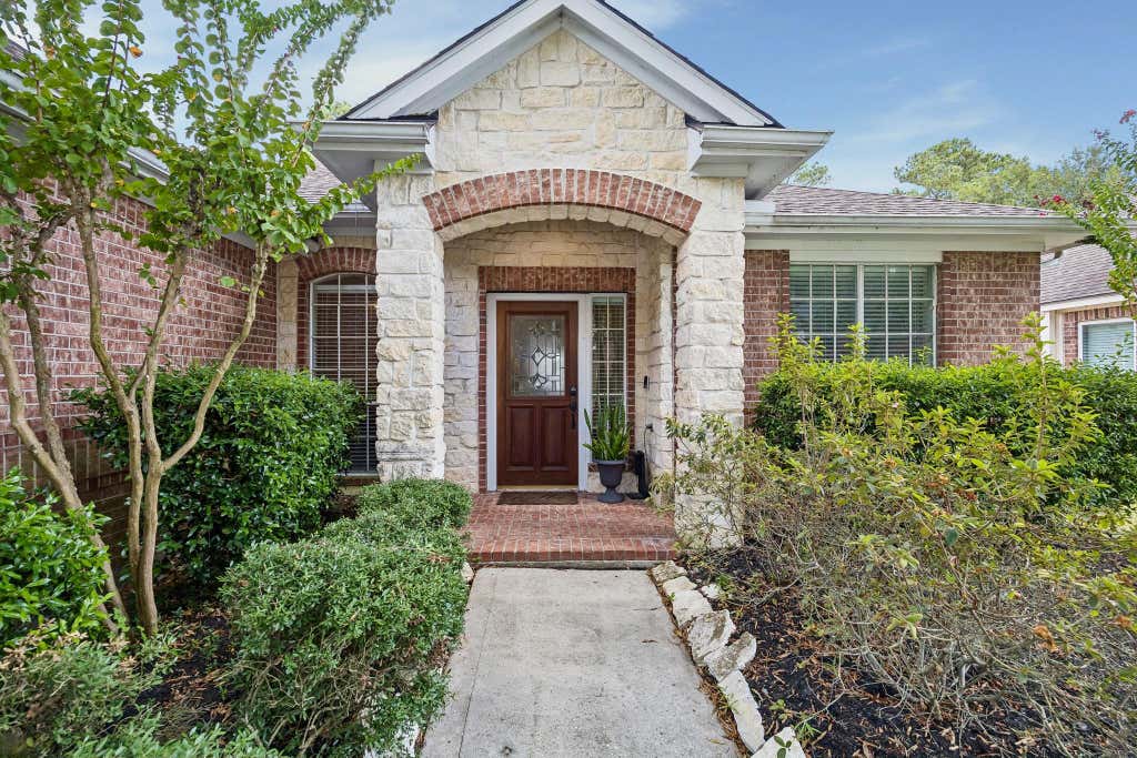 Photo of 3214 Fair Falls Drive, Kingwood, TX 77345 (MLS # 28263797)