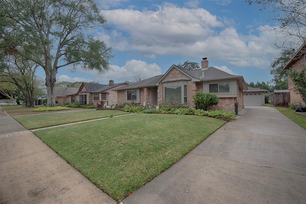 Photo of 15610 Lone Tree Drive, Houston, TX 77084 (MLS # 91692147)