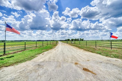 12068 Dunns Fort Road Hearne TX 77859