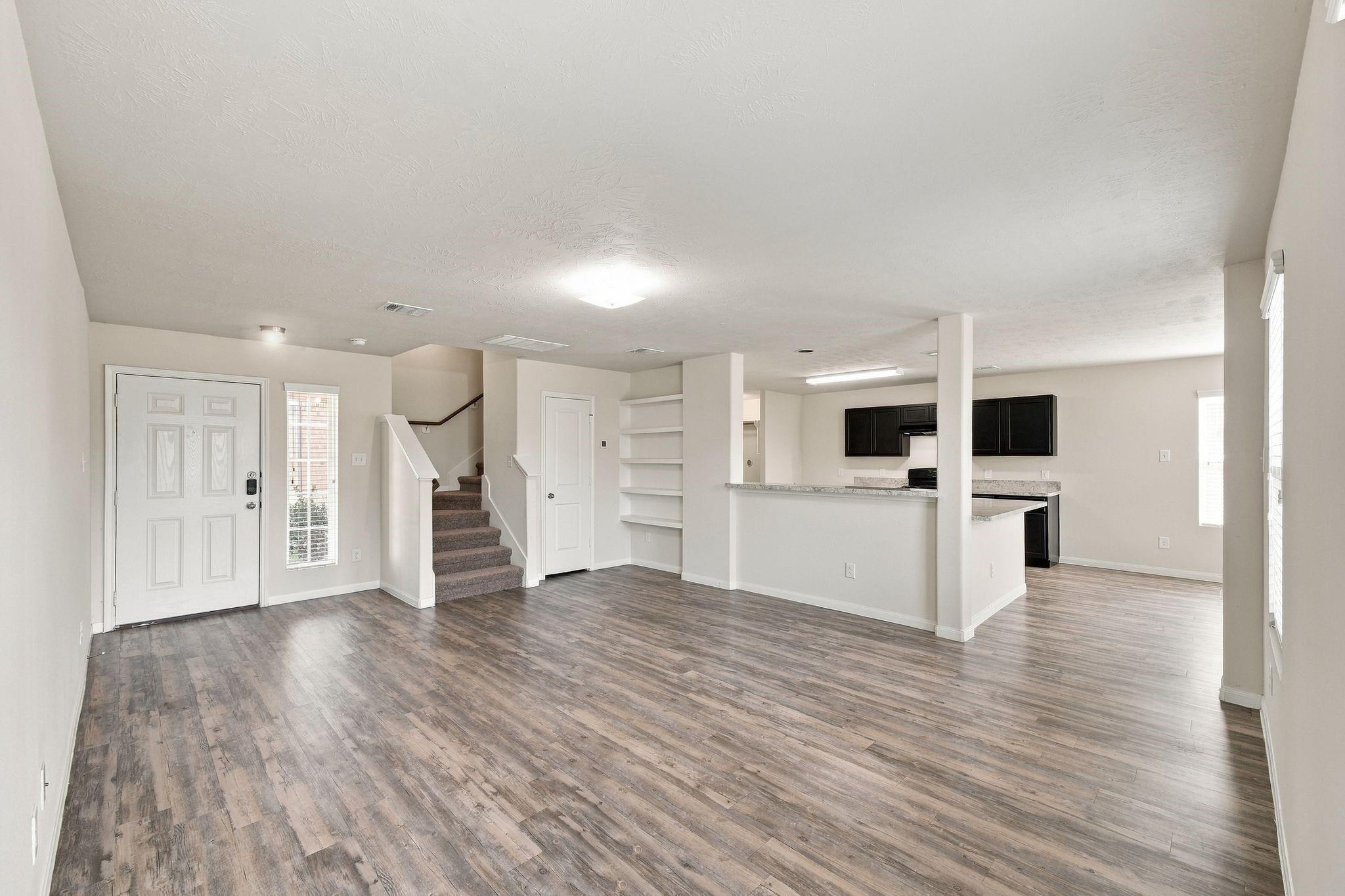 3307 Lake Como Court