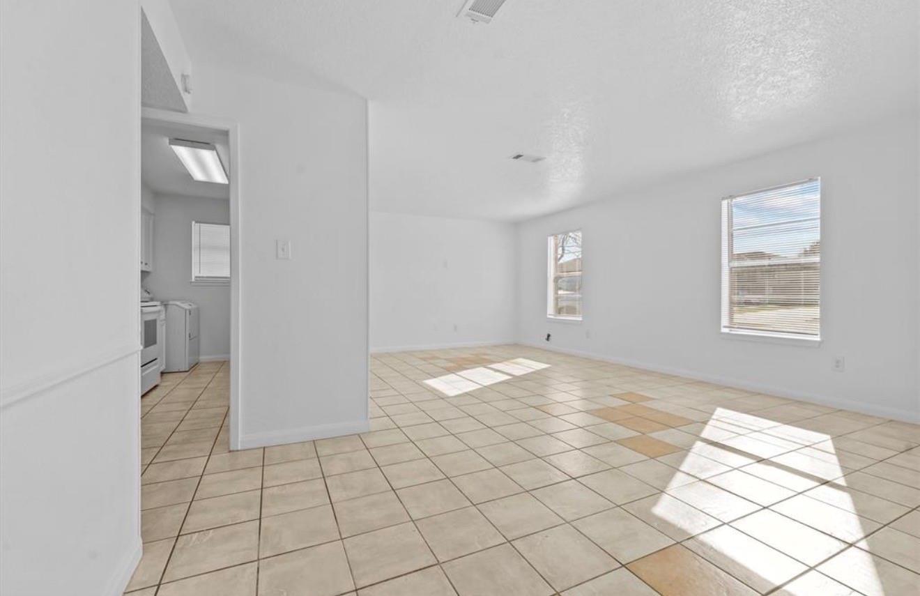 3428 Lantern Lane