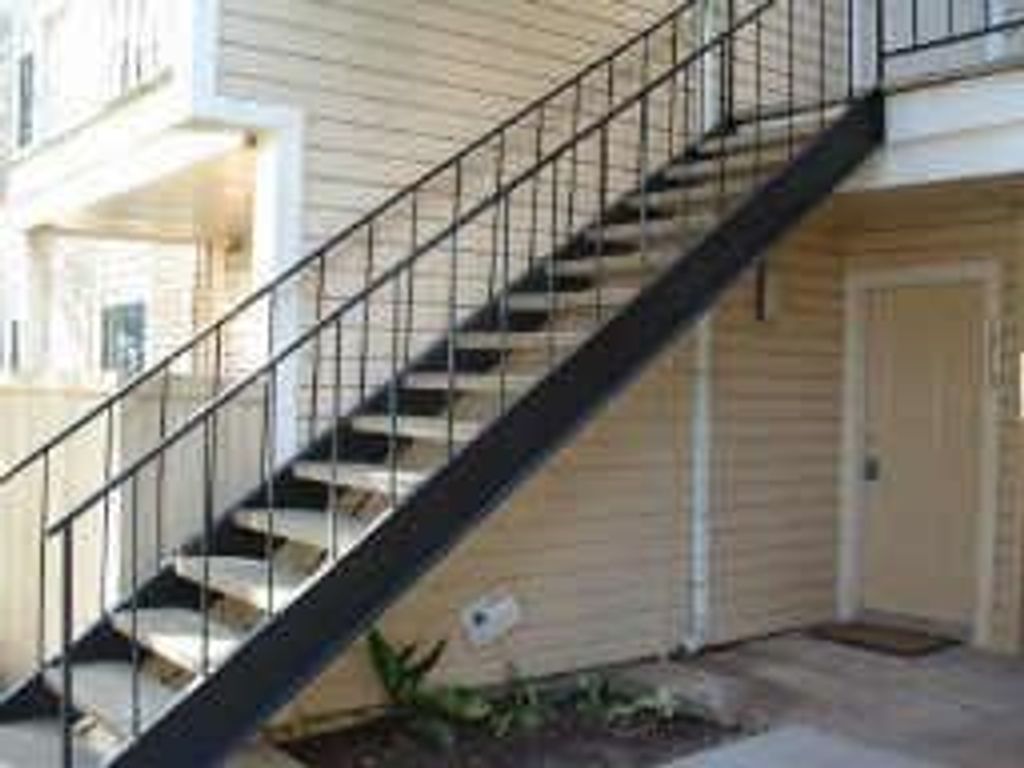 Photo of 2750 Holly Hall Street #1213, Houston, TX 77054 (MLS # 39001768)