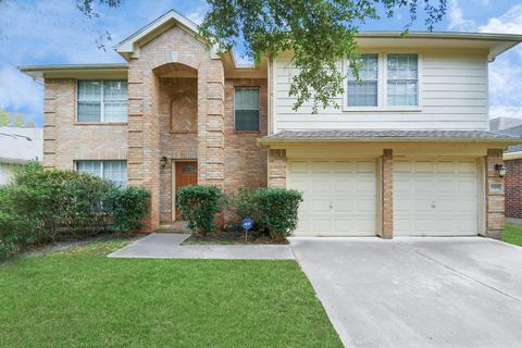 Photo of 10810 Desert Springs Circle, Houston, TX 77095 (MLS # 48361955)