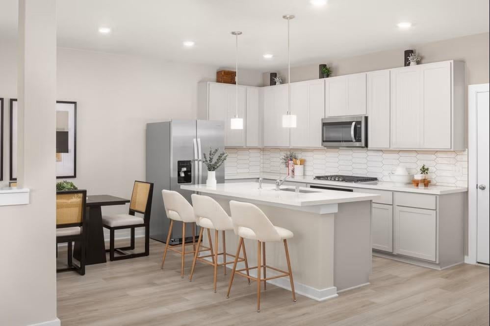 1041 Arbor Village Lane