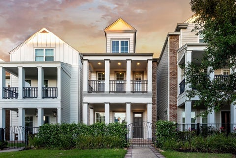Photo of 30 E Rafters Row, The Woodlands, TX 77380 (MLS # 48585249)