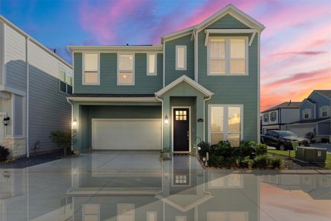 Photo of 2406 Driftwood Trail, Kemah, TX 77565 (MLS # 50282758)