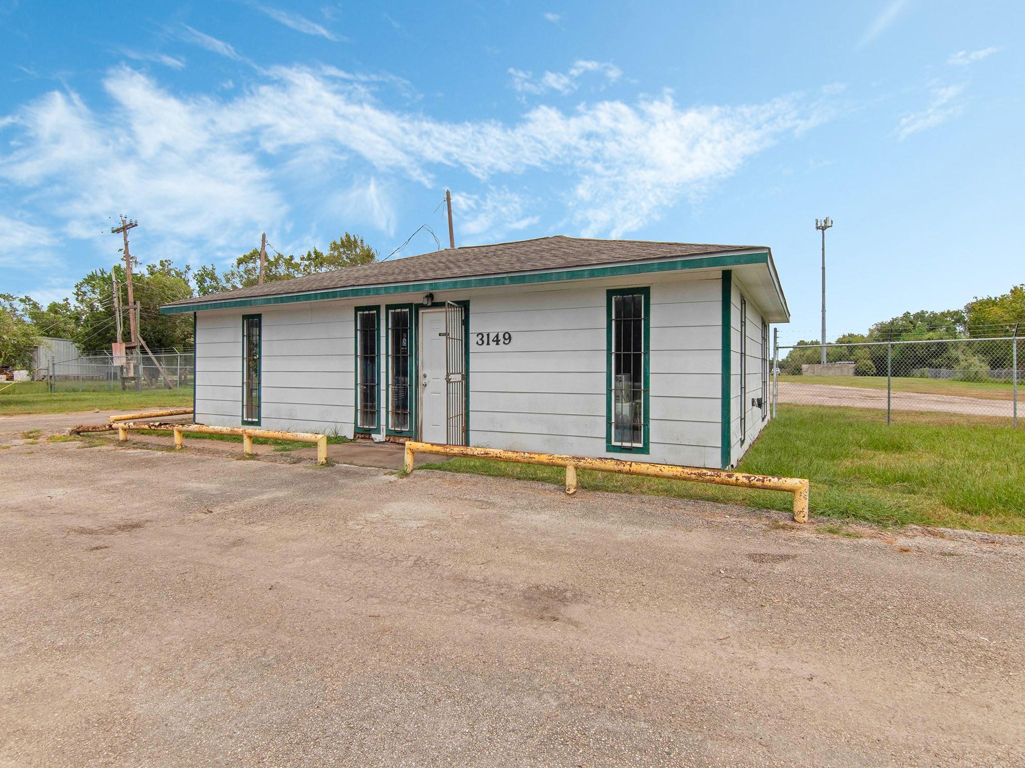 3149 Harkey Road