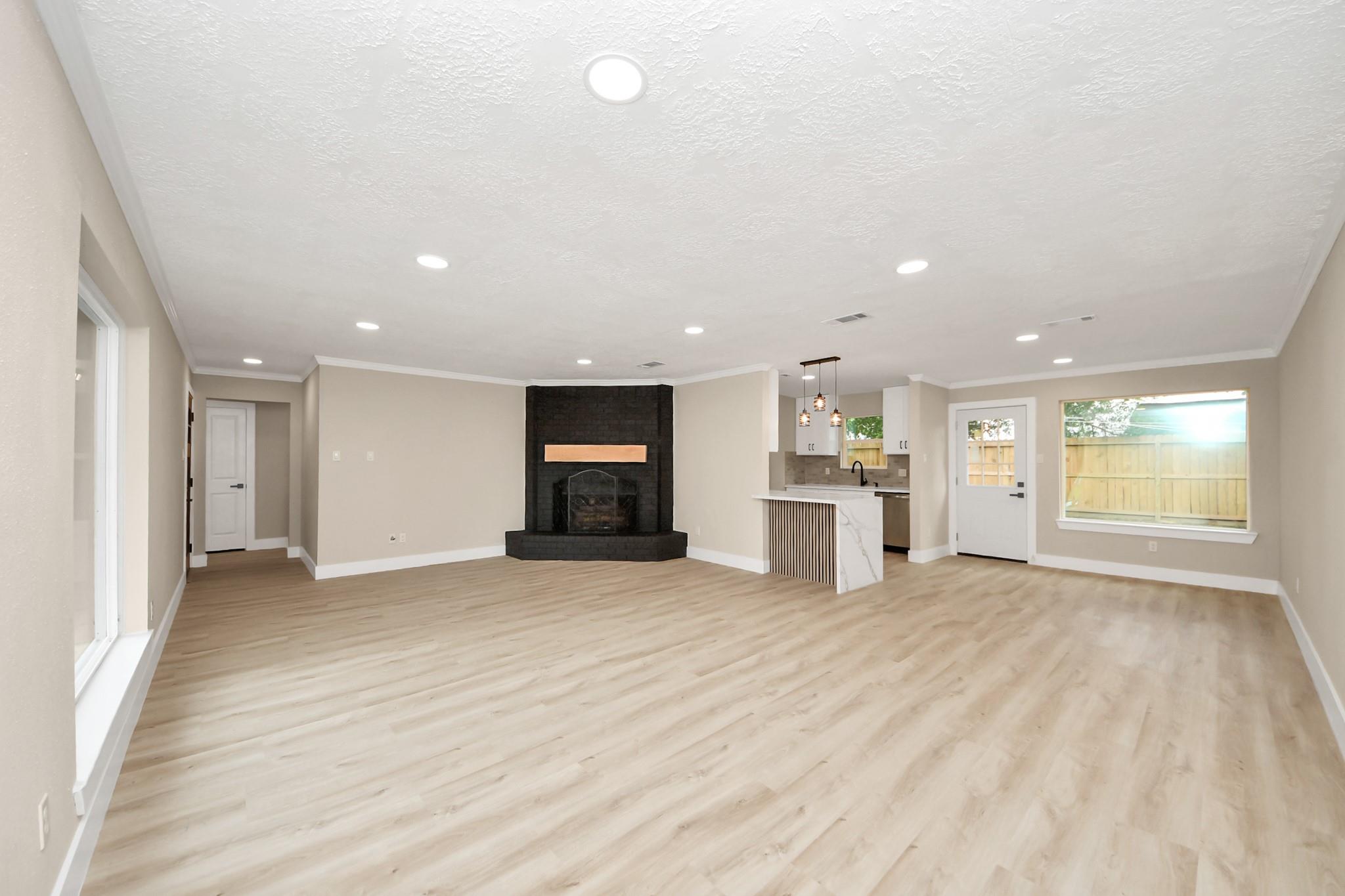 20322 Bishops Gate Lane