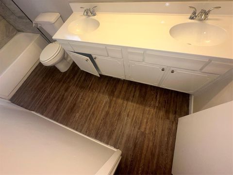 Tiny photo for 403 Mistywood Drive, Houston, TX 77090 (MLS # 9888949)