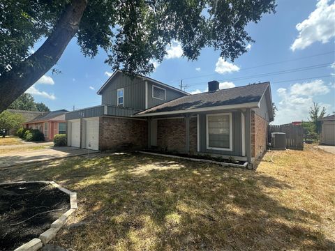 Tiny photo for 403 Mistywood Drive, Houston, TX 77090 (MLS # 9888949)