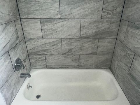 Tiny photo for 403 Mistywood Drive, Houston, TX 77090 (MLS # 9888949)