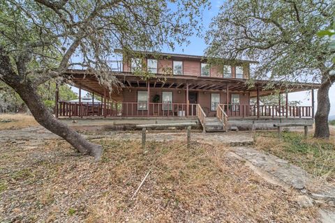 Photo of 1831 Forest Trail Dr Drive, Bandera, TX 78003 (MLS # 22671169)