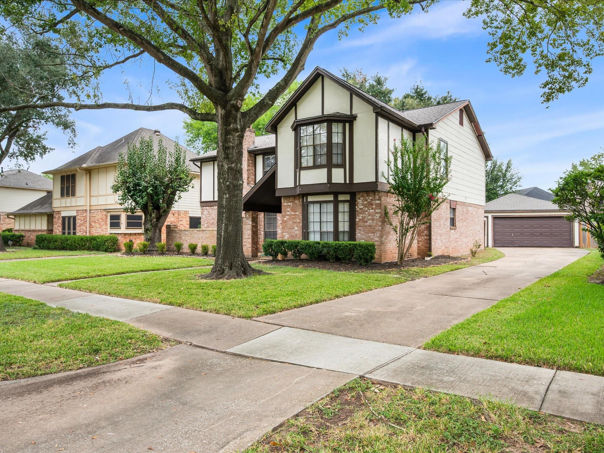 2715 River Birch Drive
