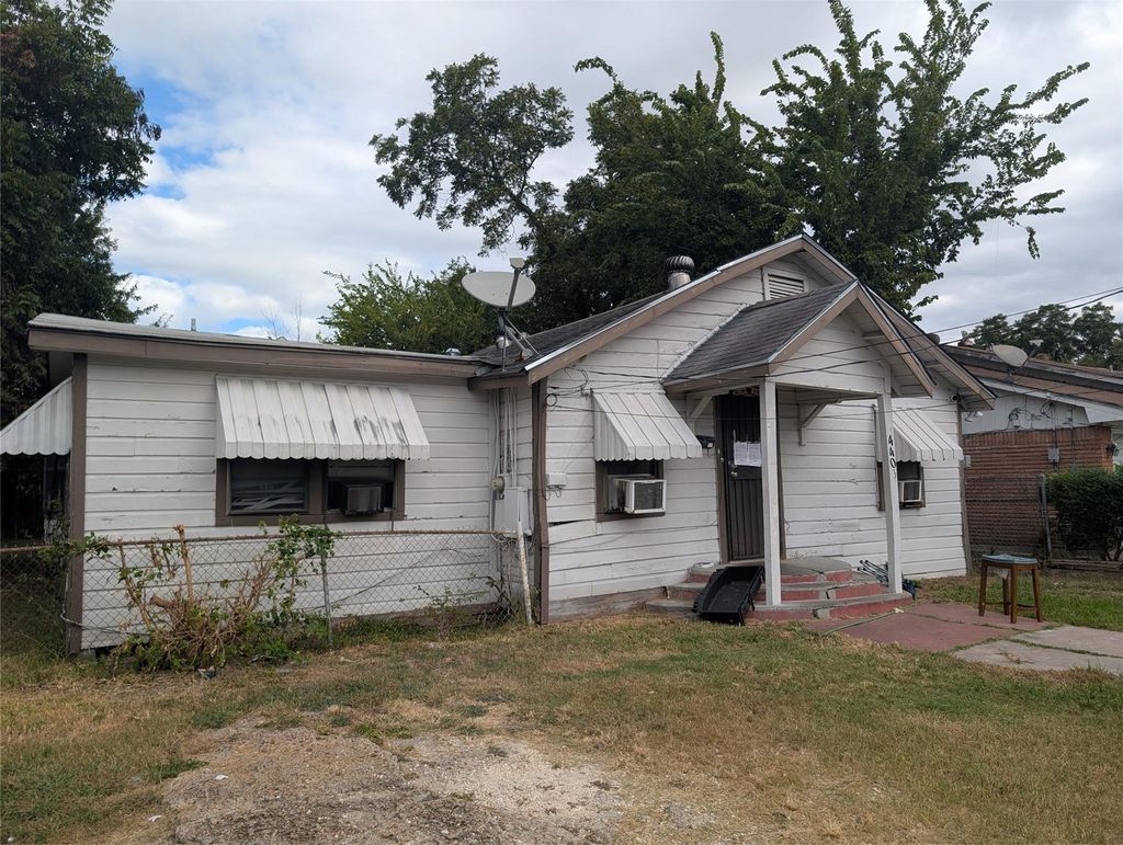 Photo of 4403 New Orleans St, Houston, TX 77020 (MLS # 45174713)