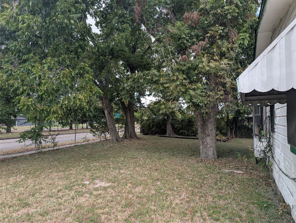 Photo of 4403 New Orleans St, Houston, TX 77020 (MLS # 45174713)