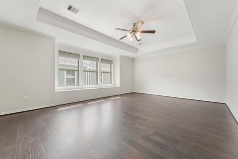 Tiny photo for 2107 Crockett Street, Houston, TX 77007 (MLS # 85485402)