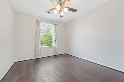 Tiny photo for 2107 Crockett Street, Houston, TX 77007 (MLS # 85485402)