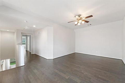 Tiny photo for 2107 Crockett Street, Houston, TX 77007 (MLS # 85485402)