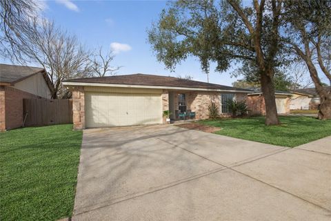 Tiny photo for 9802 Appleridge Drive, Houston, TX 77070 (MLS # 18307632)