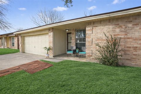 Tiny photo for 9802 Appleridge Drive, Houston, TX 77070 (MLS # 18307632)