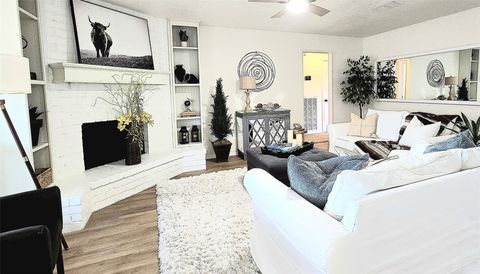 Tiny photo for 9802 Appleridge Drive, Houston, TX 77070 (MLS # 18307632)