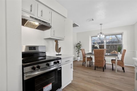 Tiny photo for 9802 Appleridge Drive, Houston, TX 77070 (MLS # 18307632)