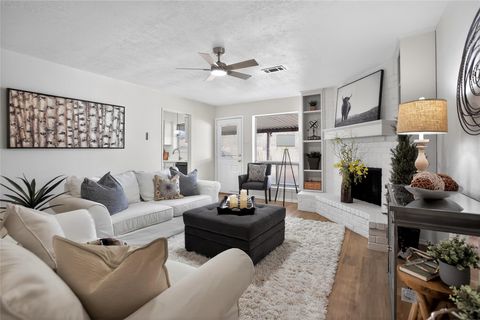 Tiny photo for 9802 Appleridge Drive, Houston, TX 77070 (MLS # 18307632)