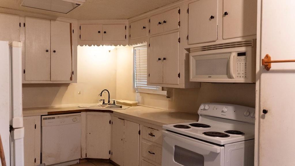 325 Pine Harbor Drive