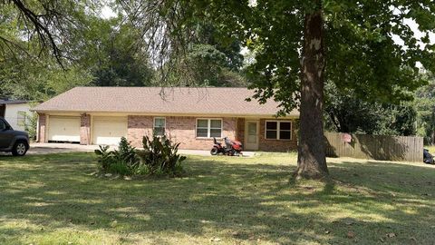 325 Pine Harbor Drive Onalaska TX 77360