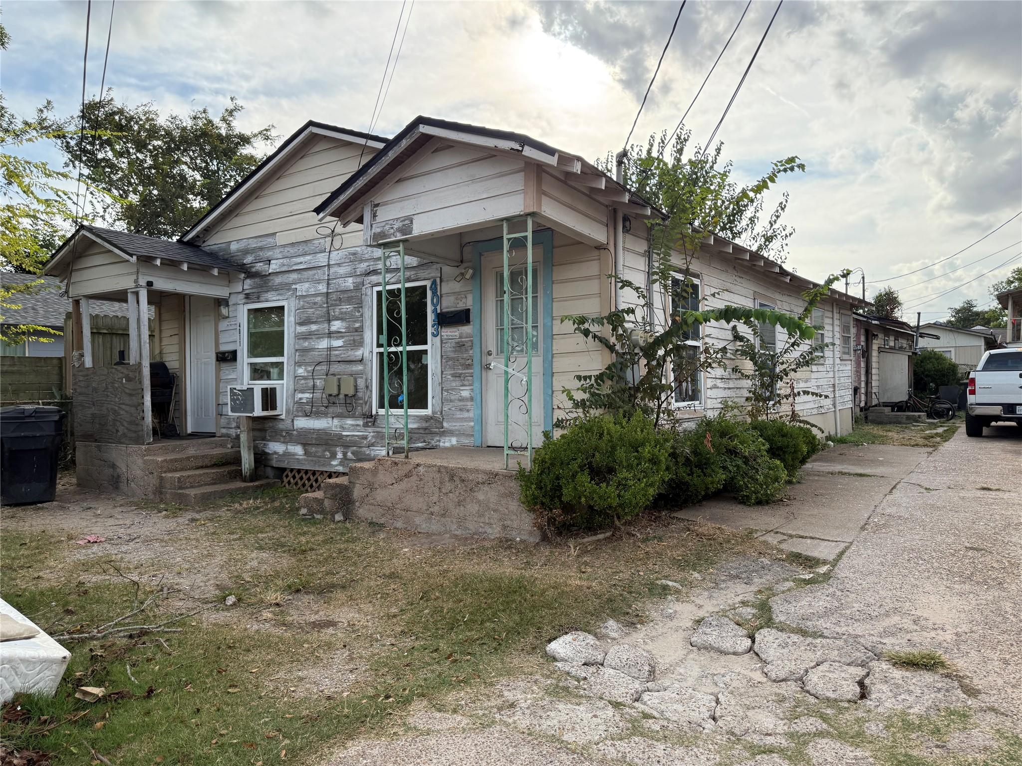 4011, 4017 Terry Street