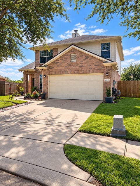 Photo of 16343 Bettong Court, Sugar Land, TX 77498 (MLS # 48747992)