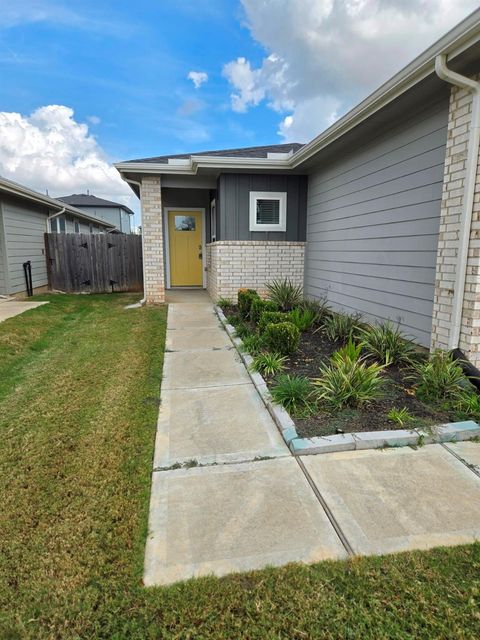 Photo of 12525 Abbey House Court, Houston, TX 77047 (MLS # 5806037)