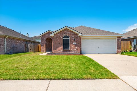 Photo of 123 Sunset Falls Drive, La Marque, TX 77568 (MLS # 7060125)