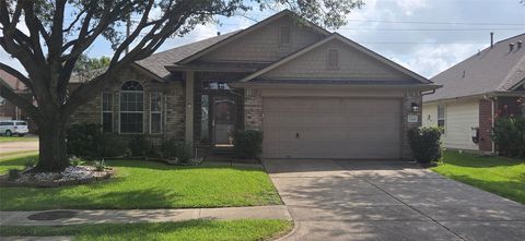 Photo of 2406 Cardinal Elm Street, Fresno, TX 77545 (MLS # 98143799)