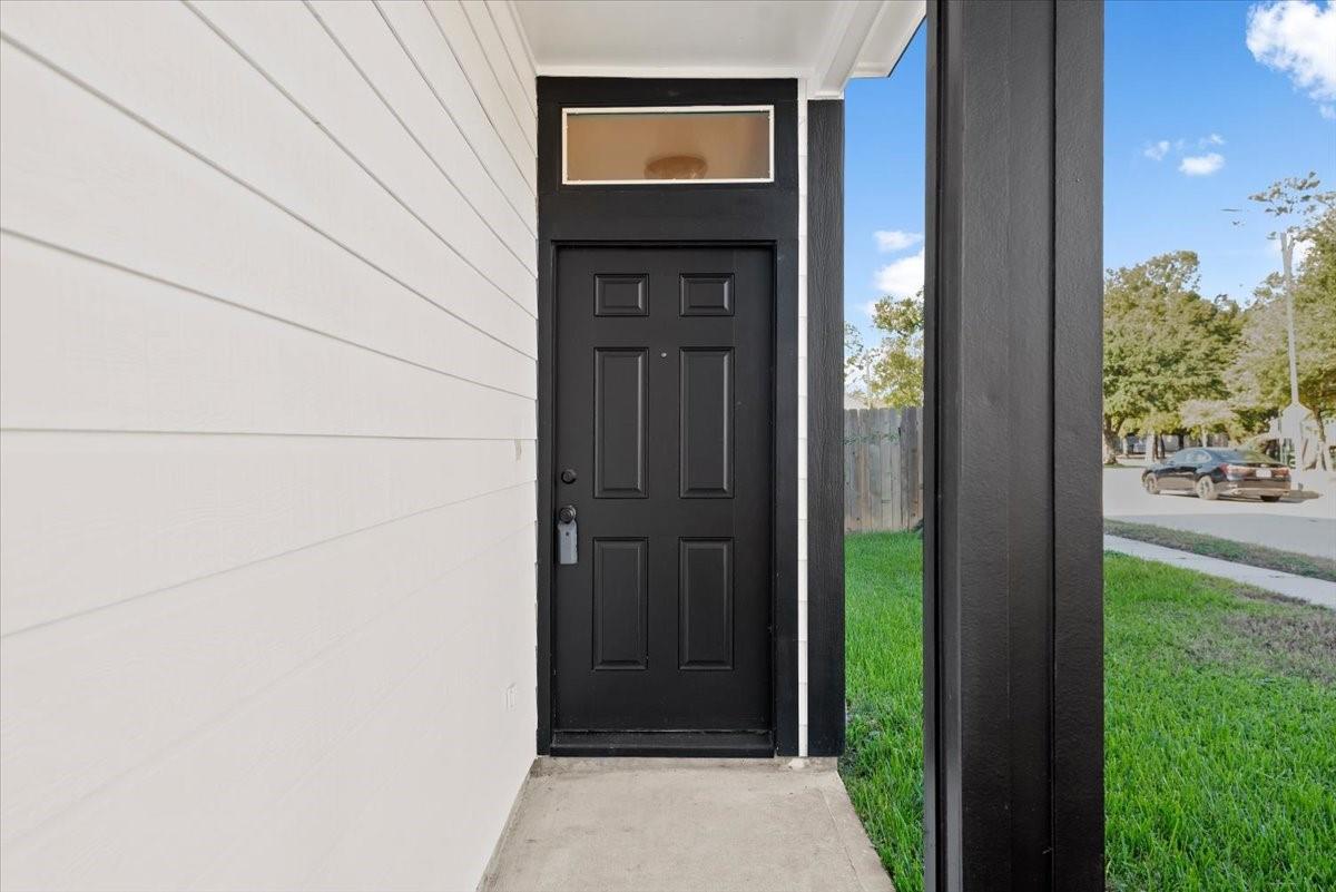 16555 Pentonshire Lane