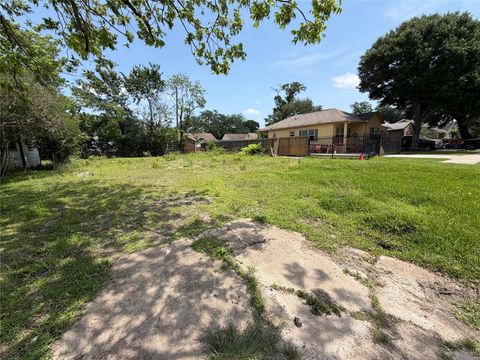 Photo of 4503 Dewberry Street, Houston, TX 77021 (MLS # 55097064)