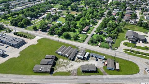 3733 N Alexander Baytown TX 77520