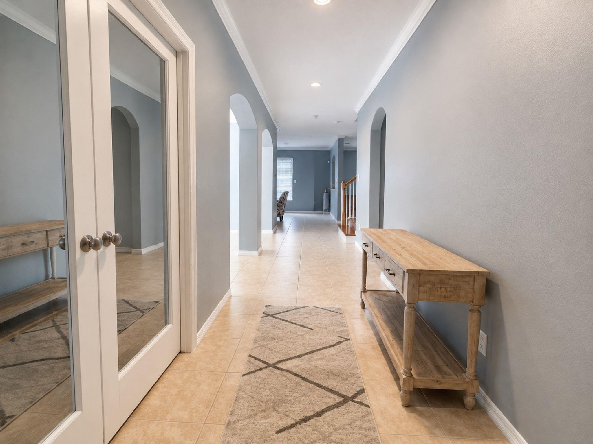 2409 Deerwood Court