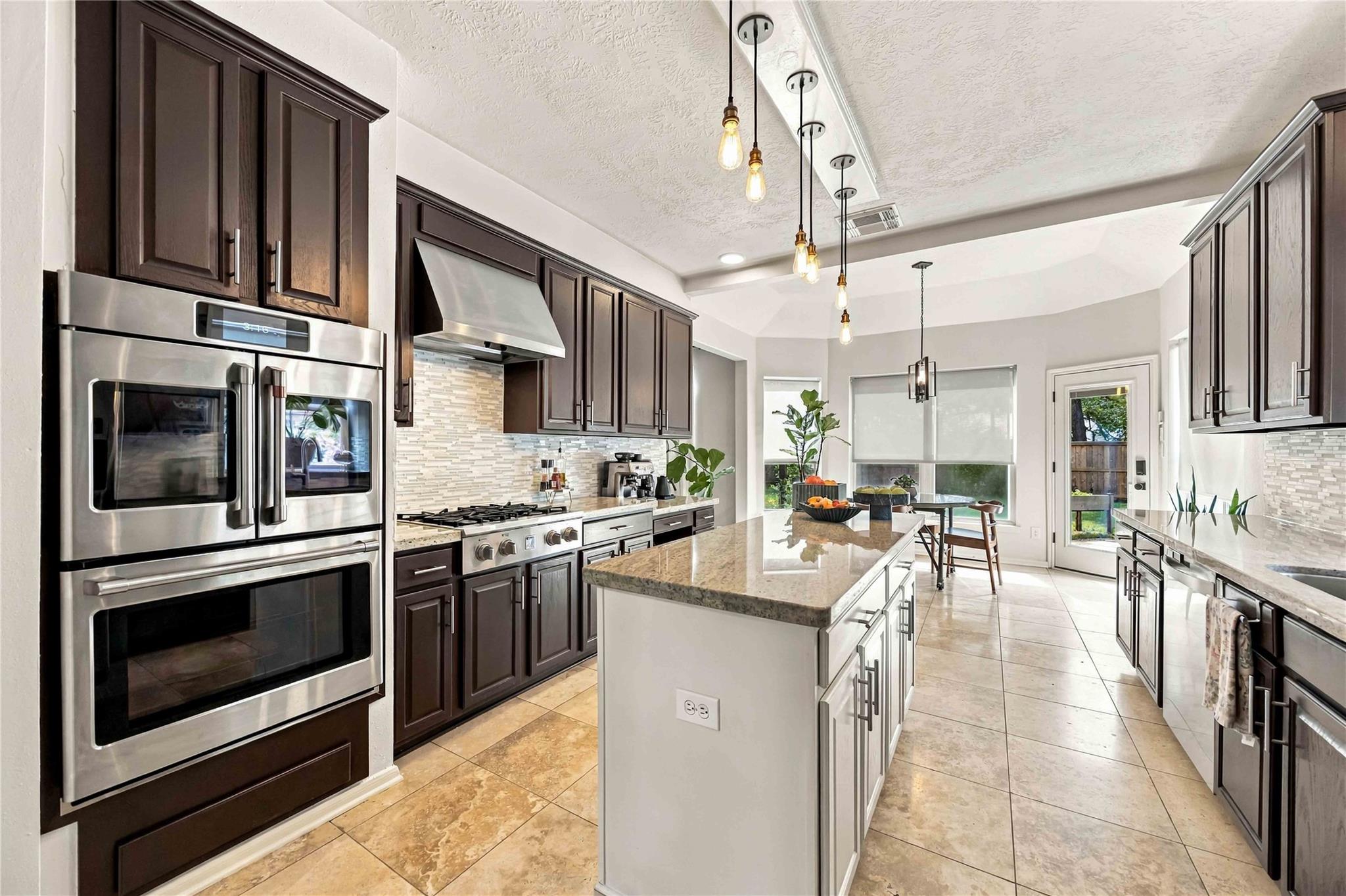 3502 Miraglen Drive
